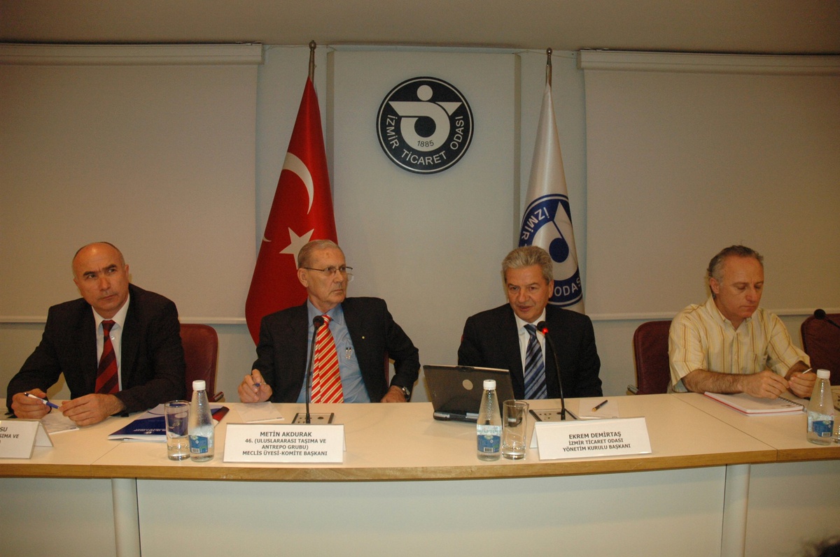 İzto'da Nakliyecilerin Sorunları Masaya Yatırıldı