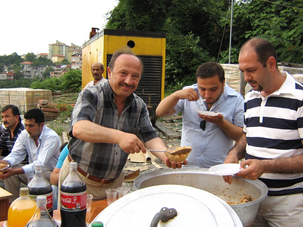 Mangal Şölenine Etli Pilav Jesti