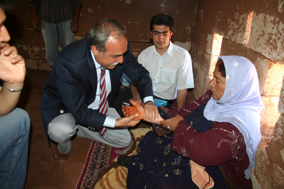 Pamuk İşçilerine Tarlada Sağlık Hizmeti