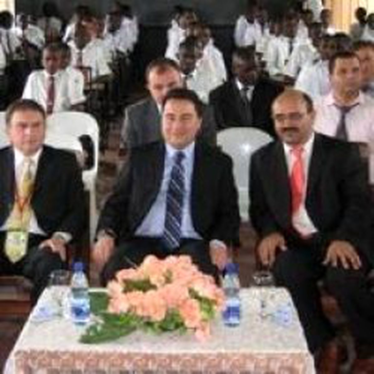 Bakan Babacan Uganda'da