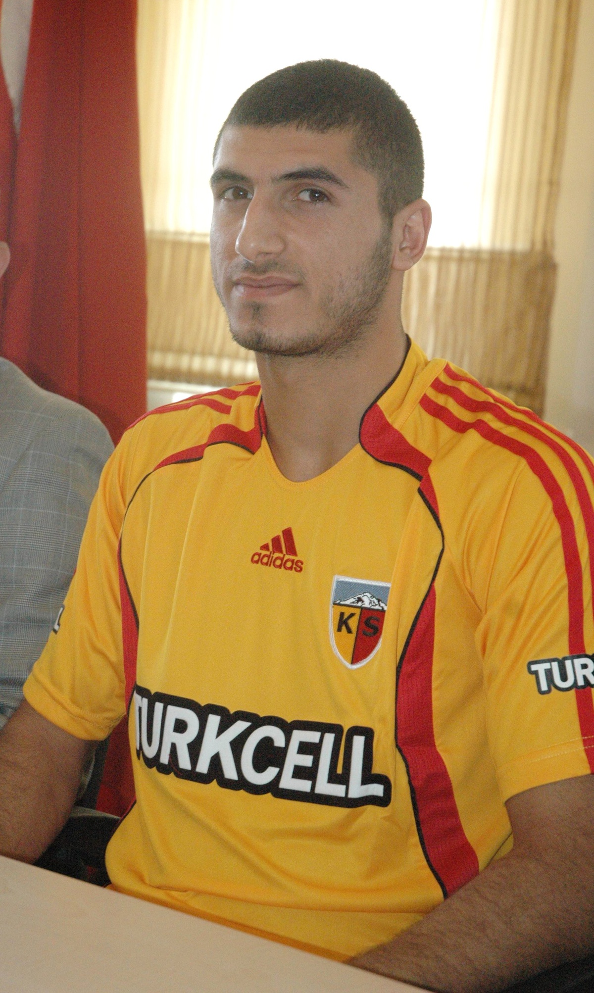 Kayserispor, Gurbetçi Oyuncu Umut Koçin ile Sözleşme İmzaladı