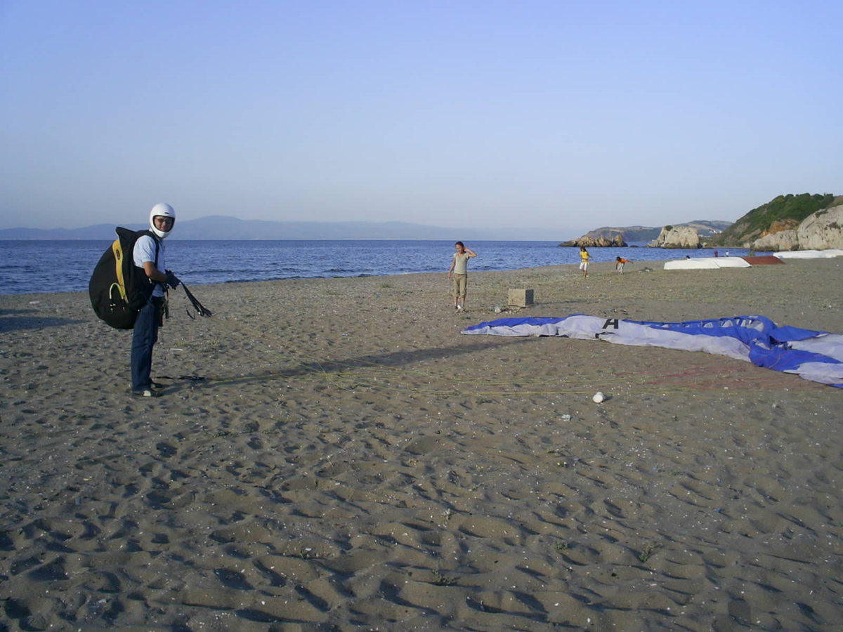 Mudanya'da Yamaç Paraşütü Heyecanı