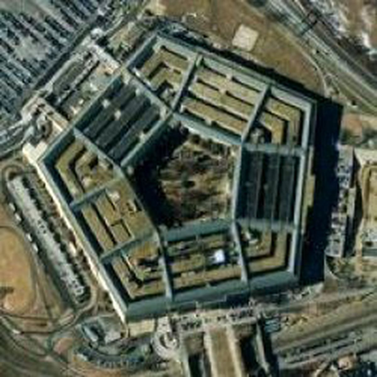 Pentagon'un Füze Parçaları Kayıp