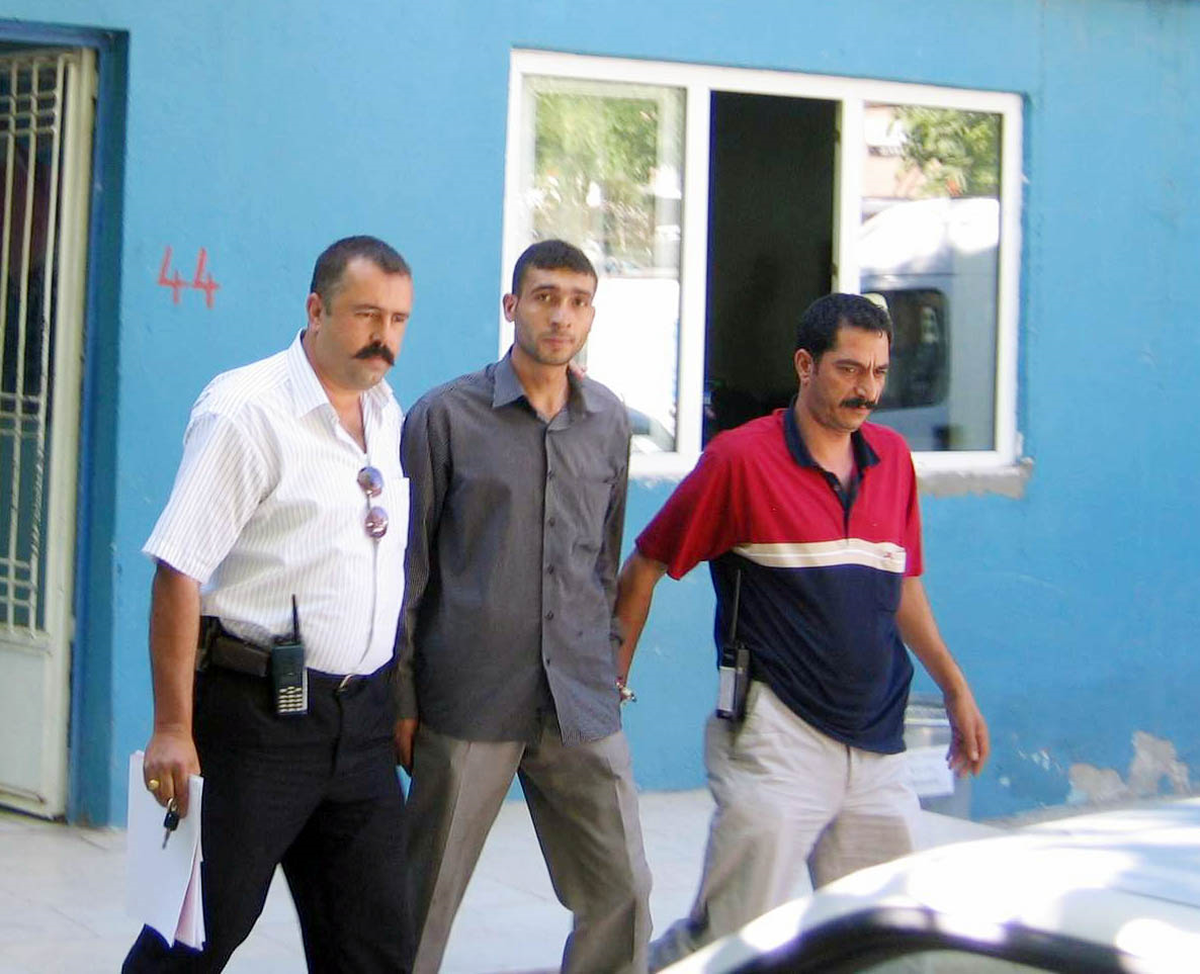 At Çalarken Yakalanan Hırsız Tutuklandı