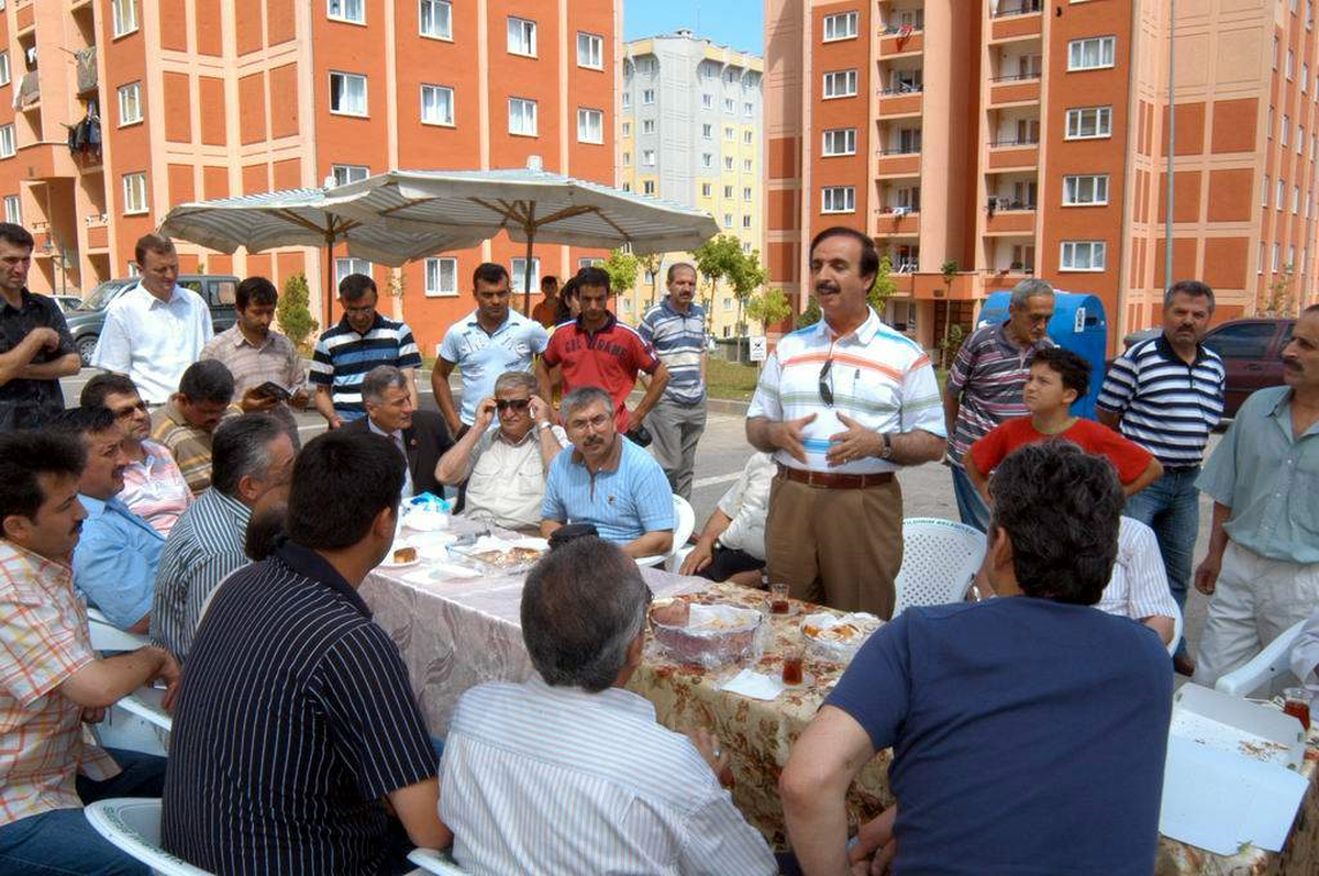 Başkan Özgen Keskin, Yiğitler TOKİ Sakinleriyle Bir Araya Geldi