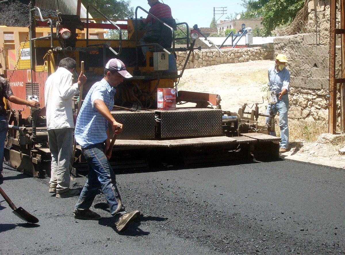 Silvan Belediyesi Asfalt Sezonunu Açtı