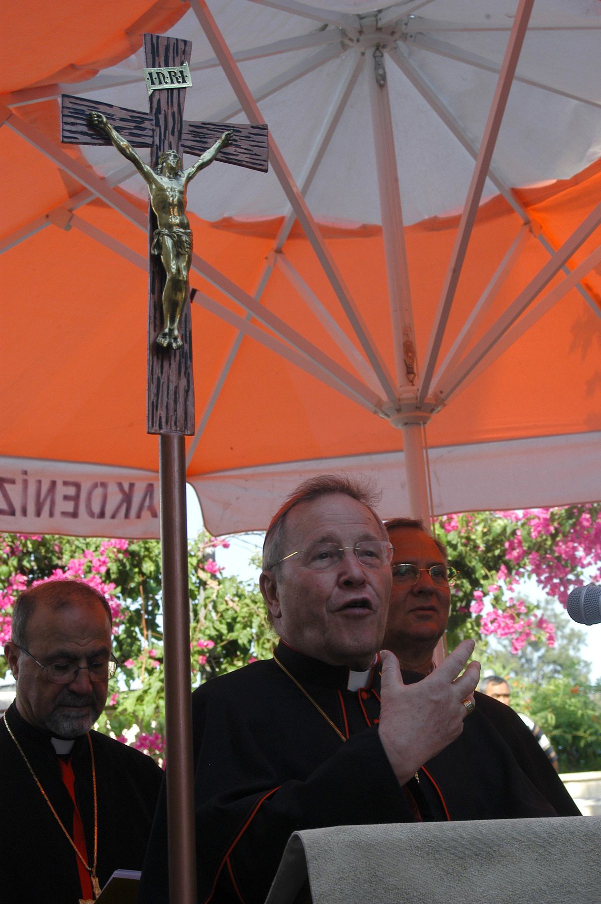 St. Paul Yılı Dualarla Başladı