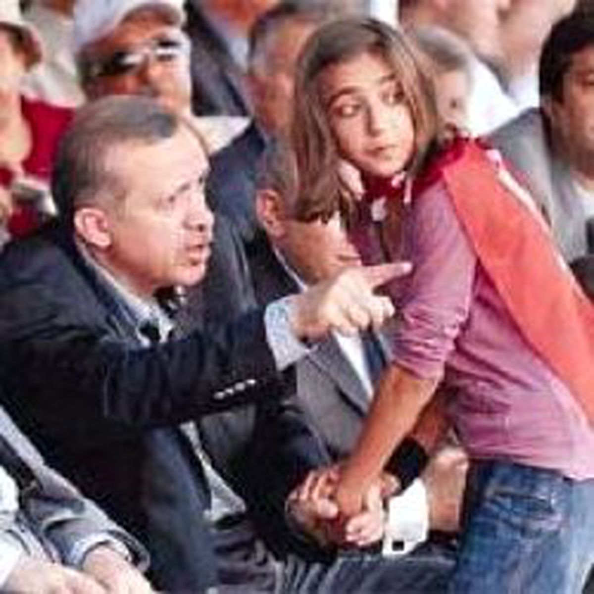 Çat Viyana'da, Çat Batman'da