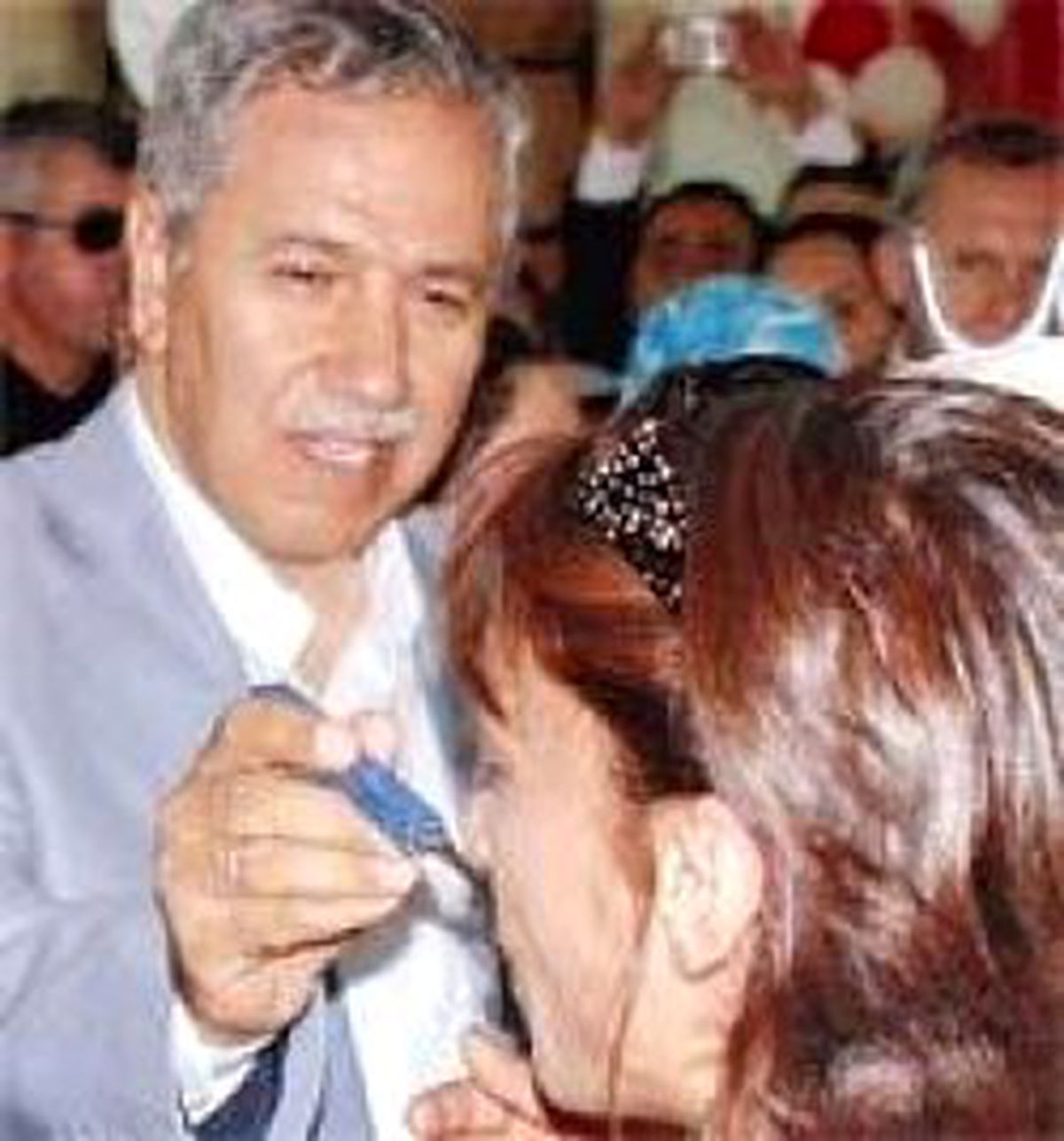 Gazeteciye Dondurma