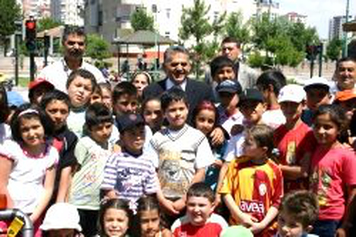 Melikgazi Çocuk Meclisi Yaz Spor Okullarına Kayıtlar Başladı