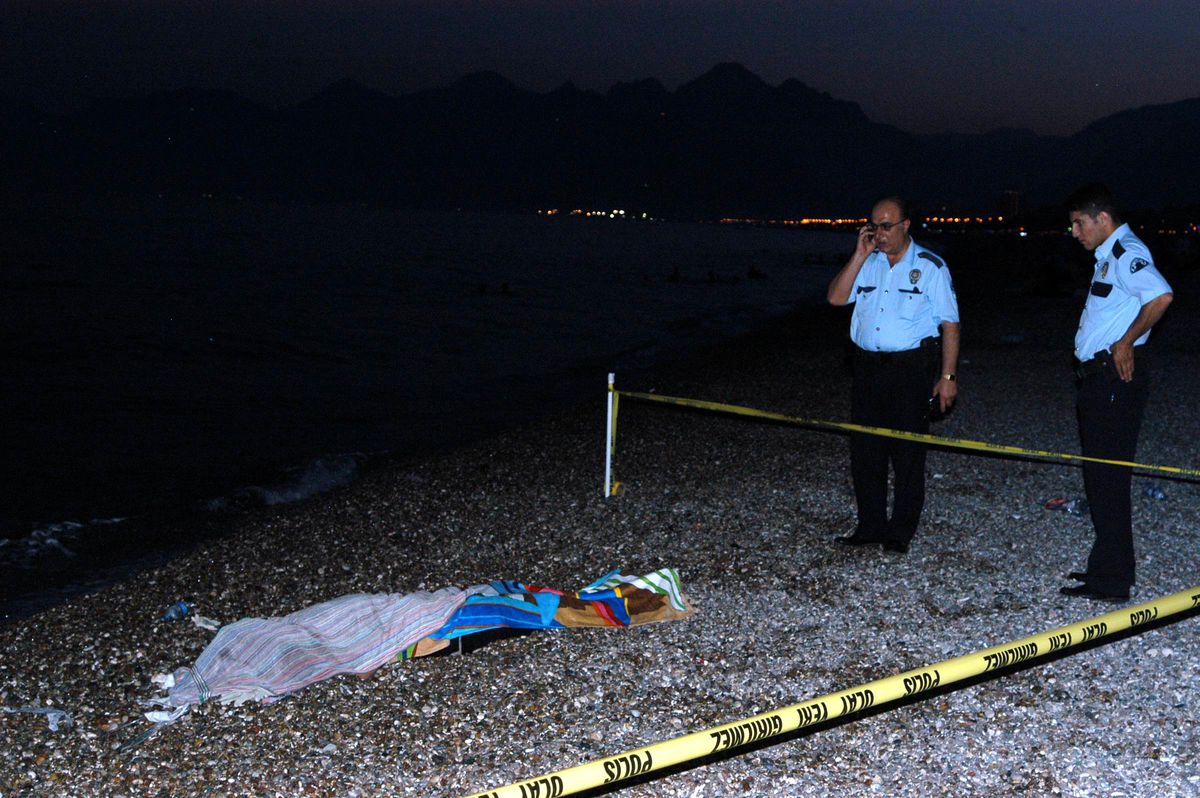Üniversite Öğrencisi Denizde Boğuldu