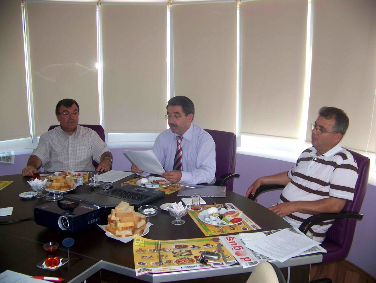 Biga Belediye Başkanından Değerlendirme Toplantısı