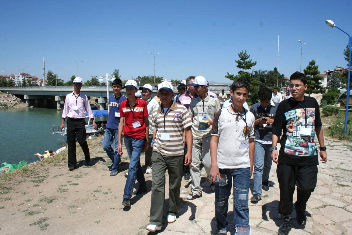 Elazığ'lı Öğrencilerden Beyşehir Ziyareti