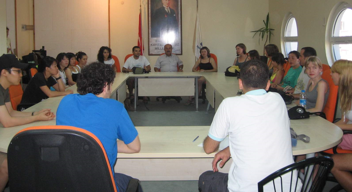 Meandros Projesi Kapsamında 8 Ülkeden 20 Genç Didim'e Geldi