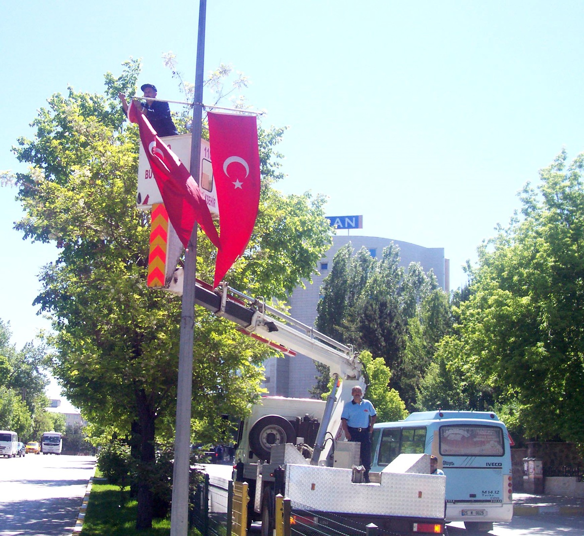 Erzurum Bayraklarla Yarı Fınal Coskusuna Hazırlanıyor