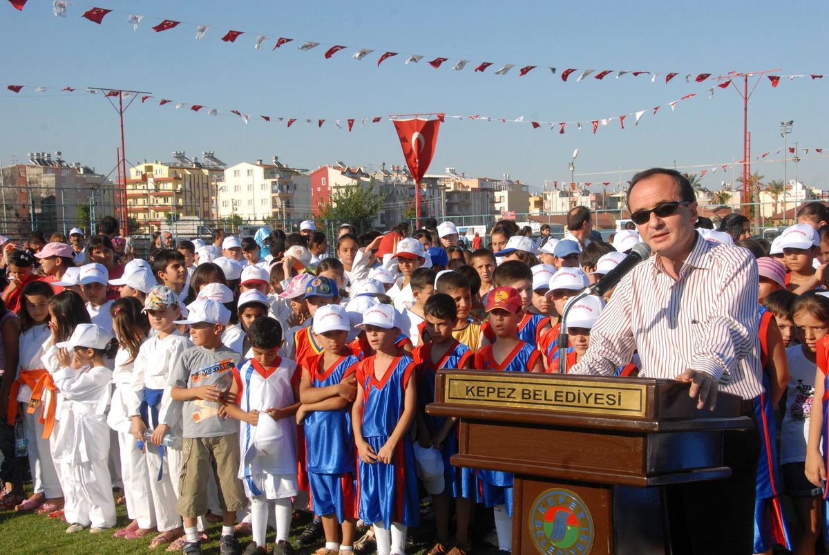 Kepez Belediyespor'un, 8 Branşta Açtığı Yaz Spor Okulu Açıldı