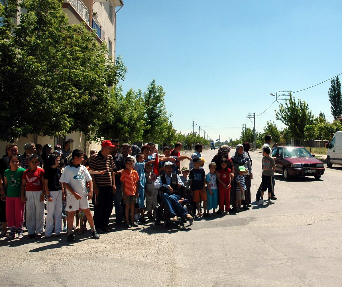 Mahalle Sakinlerinden Eylem