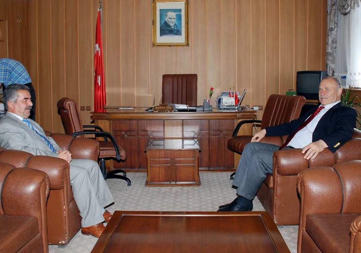 Vali Kadir Çalışıcı, İl Müftüsü Dr. Ahmet Akın'ı Ziyaret Etti