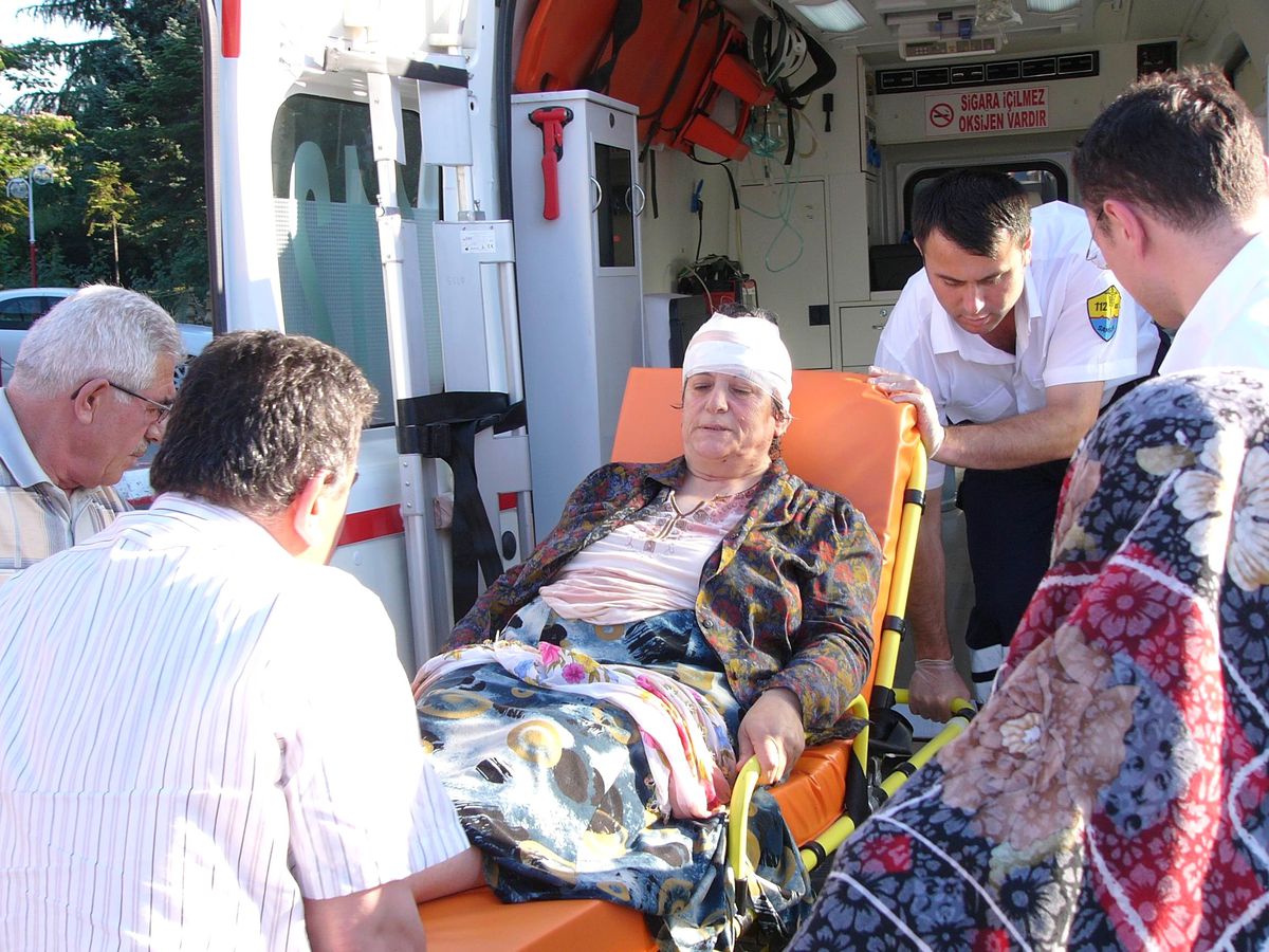 Banyoda Paspas Yıkarken Hastanelik Oldu