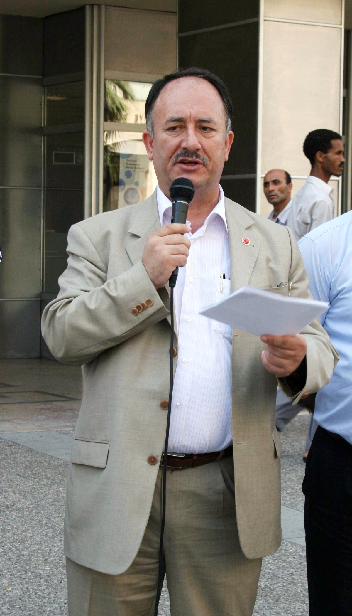 İzmir'de Arsenikli Su Tepkisi