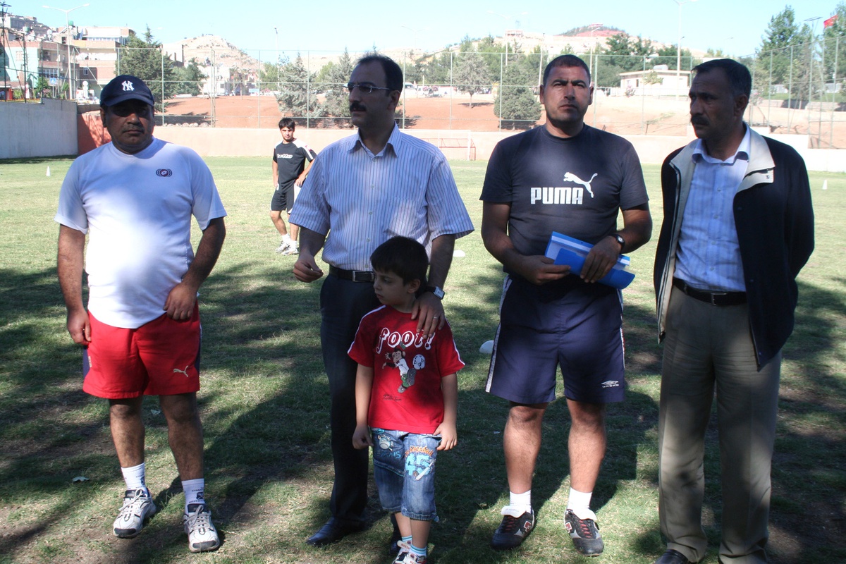 Yaz Spor Okulları Hizmete Açıldı