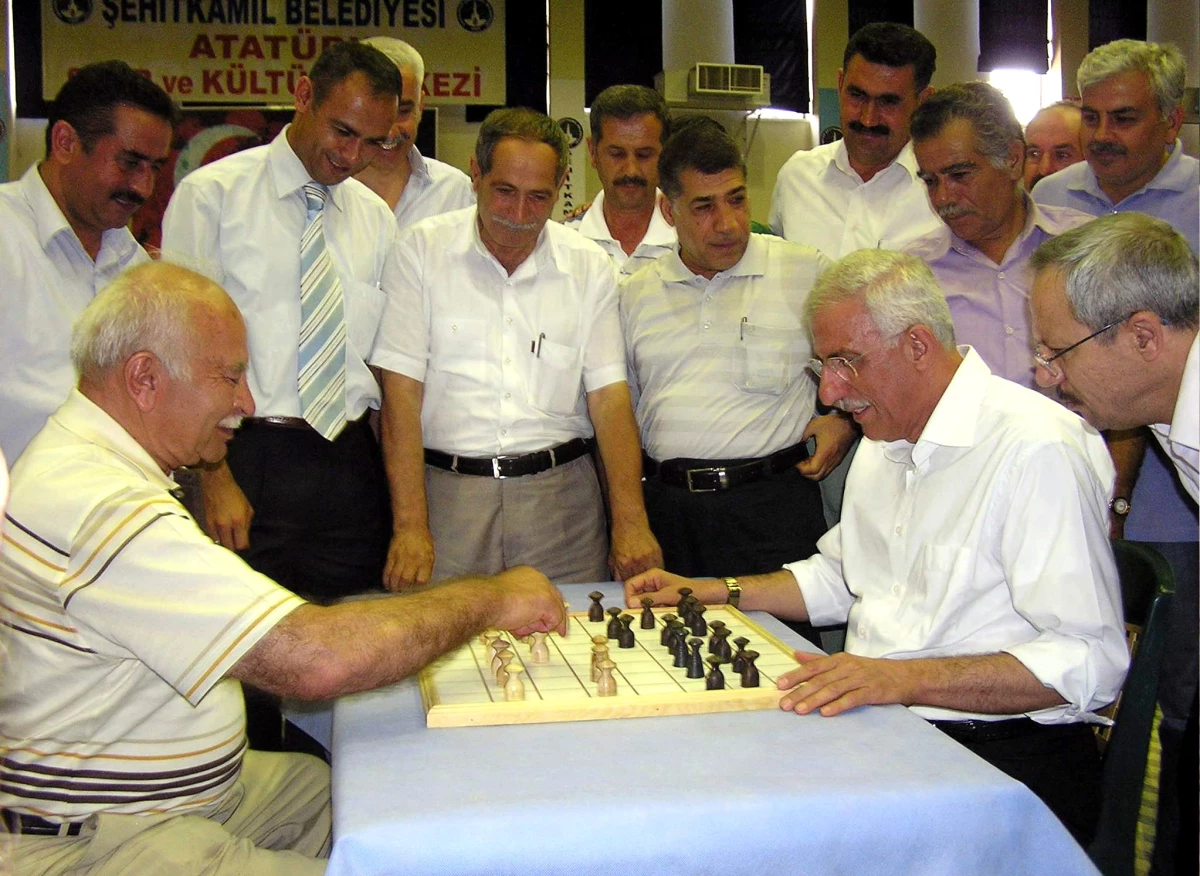 Şehitkamil Belediyesi 3. Dama Turnuvası Başladı
