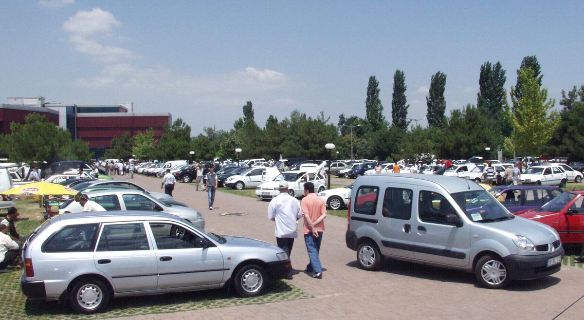 2. Oto Pazarına Büyük İlgi