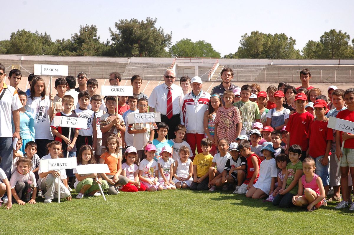 Balıkesir'de Yaz Spor Okulları Start Aldı