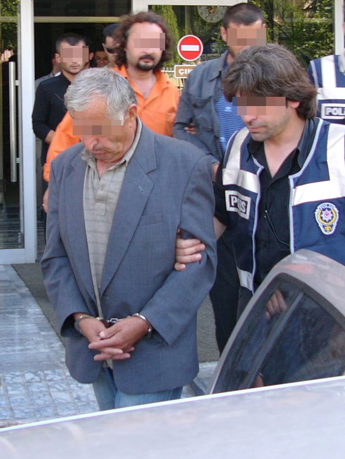 Adam Tutarak Eski Ortağını Kaçırıp Darp Etti
