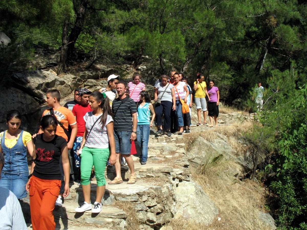 Kıbrıslı Öğrenciler Kaz Dağları'na Hayran Kaldı