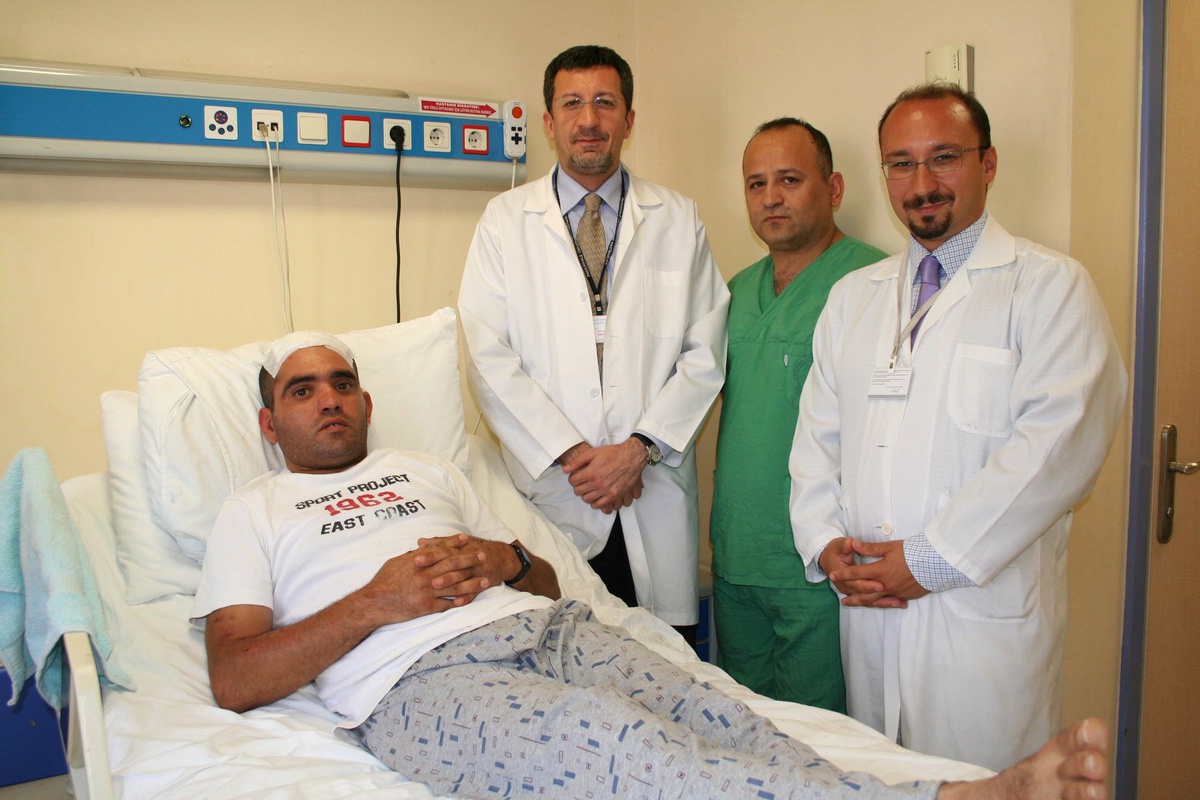 Paü'de Parkinson Hastalığının Cerrahi Tedavisine Başlandı