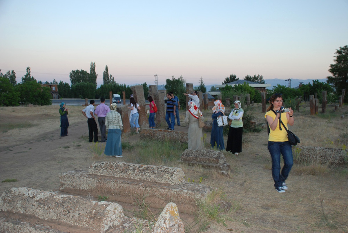 Van Özel Divan Hayat Hastanesi'nden Bölge Turizmine Katkı