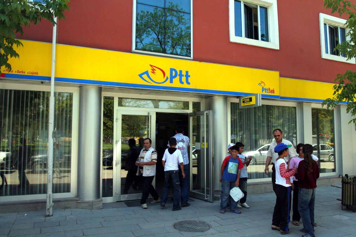 Aksaray'da PTT Bank Şubesi'nde Hırsızlık