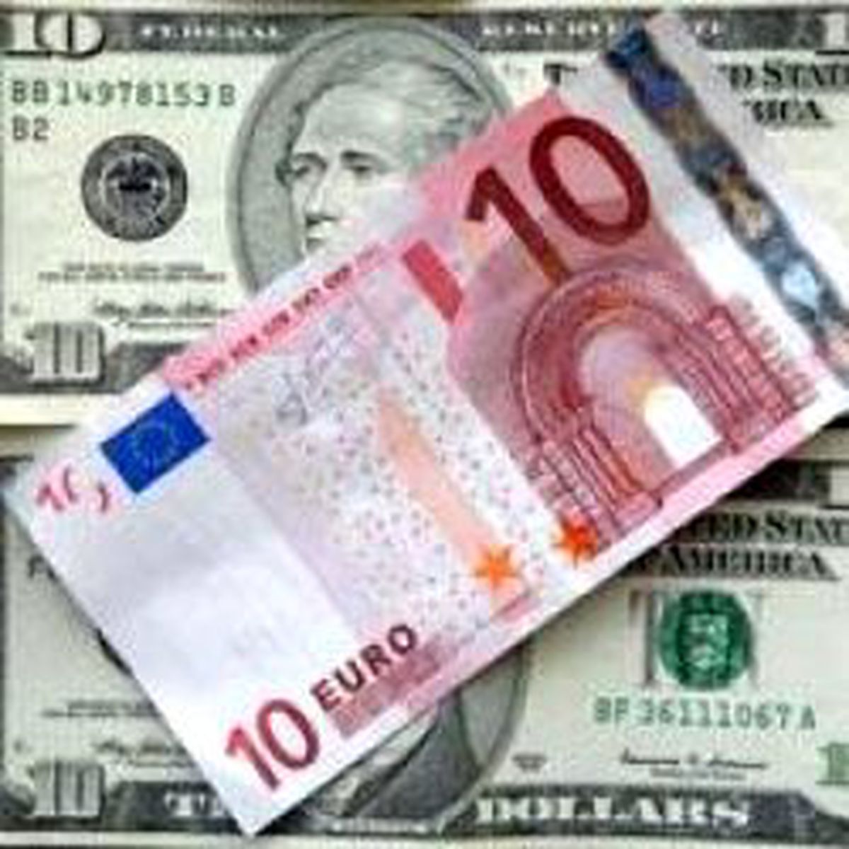 Dolar Güne Sakin Başladı