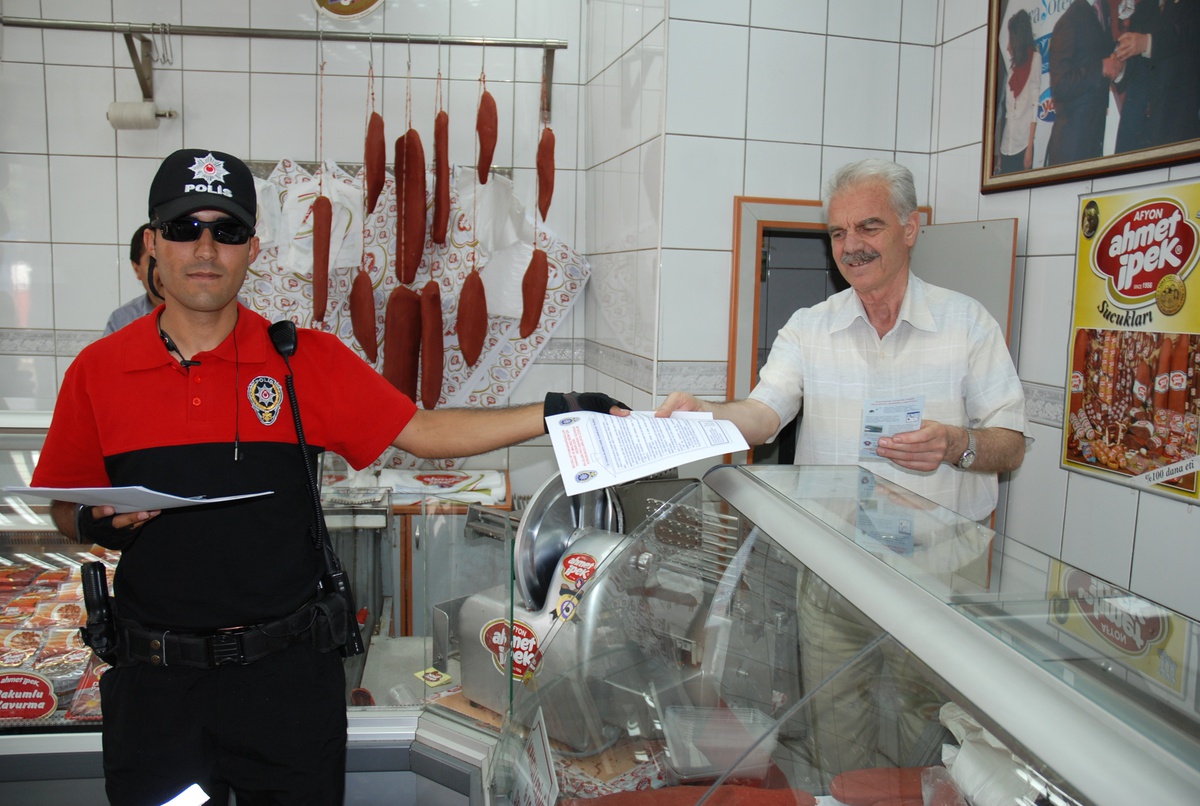 Hırsızlara Karşı 'Broşörlü' Uyarı