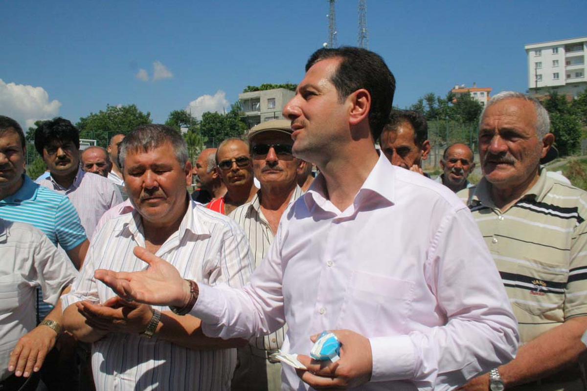 Miting Gibi Kahvaltı