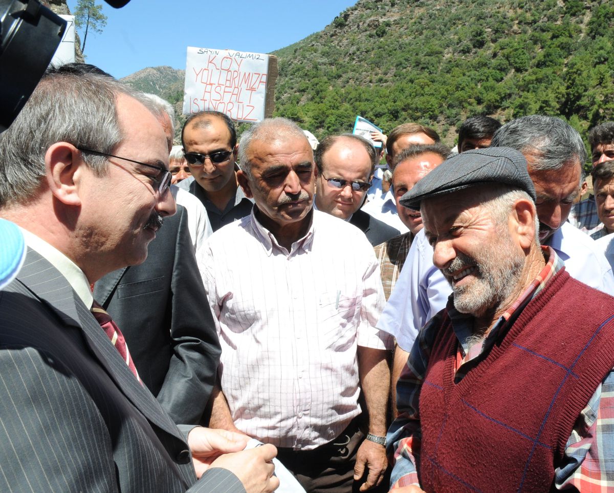 Mustafa Dededen Valiye 'Unutma Ha' Uyarısı