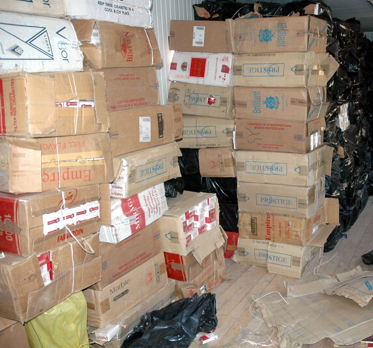 Van'da Kaçak Sigara Operasyonu