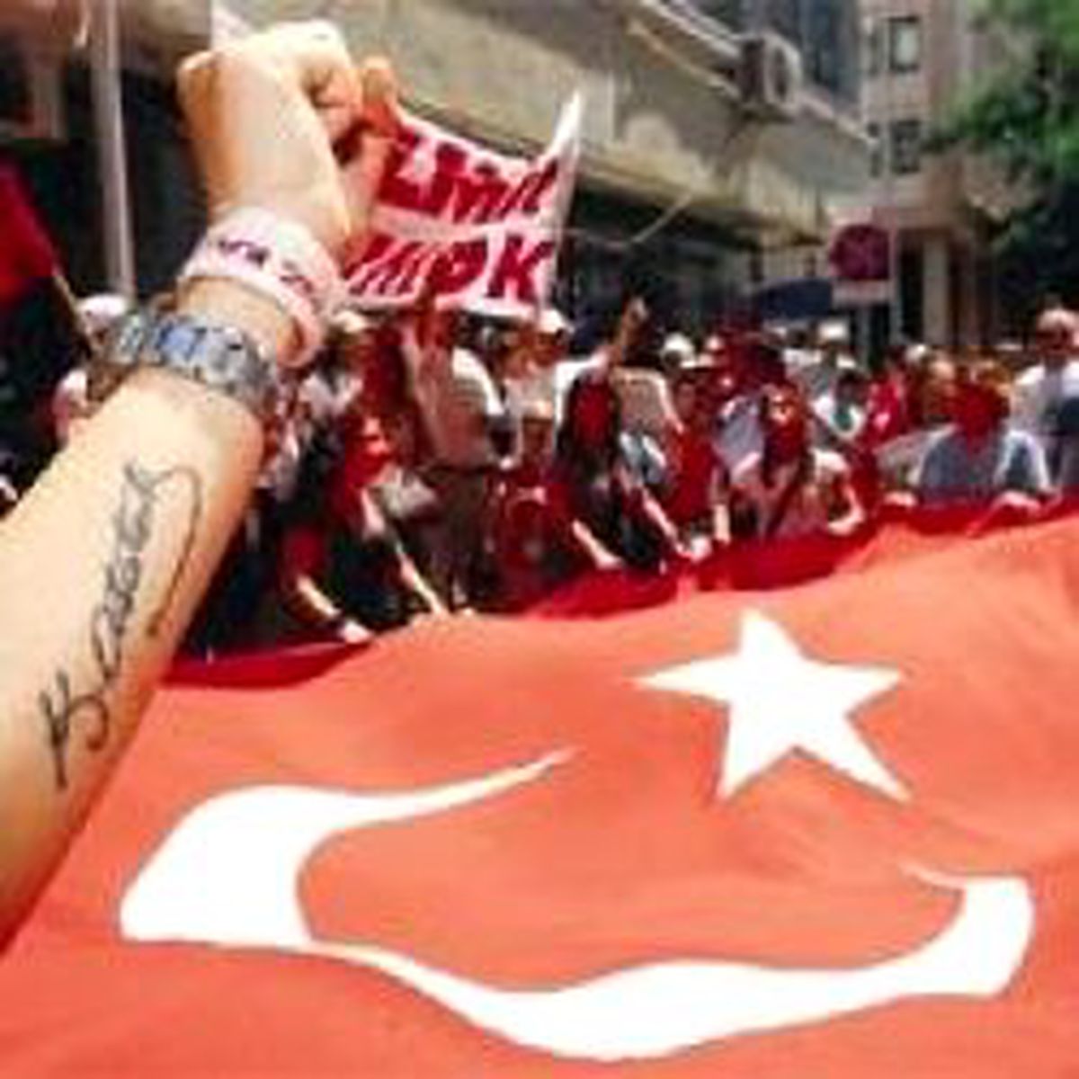 Emniyet Önünde Ergenekon Protestosu