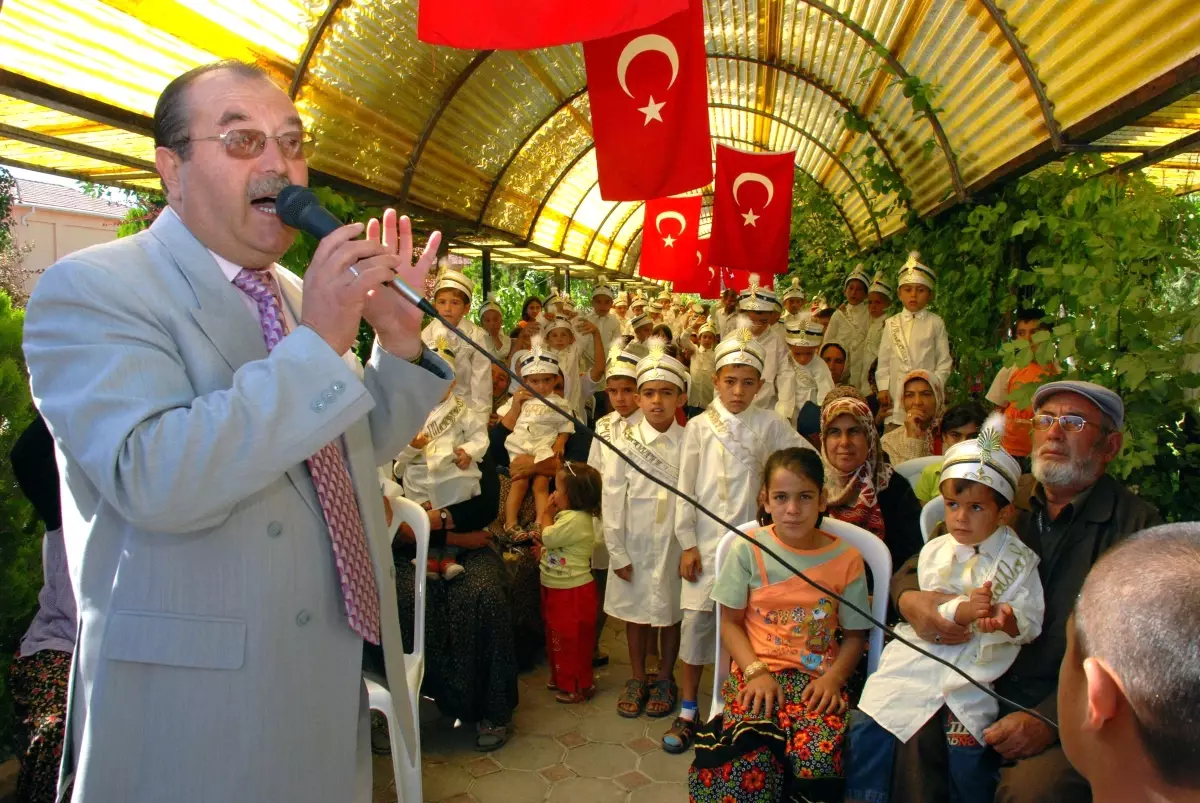 Eskil Belediyesi\'nden Sünnet Şöleni