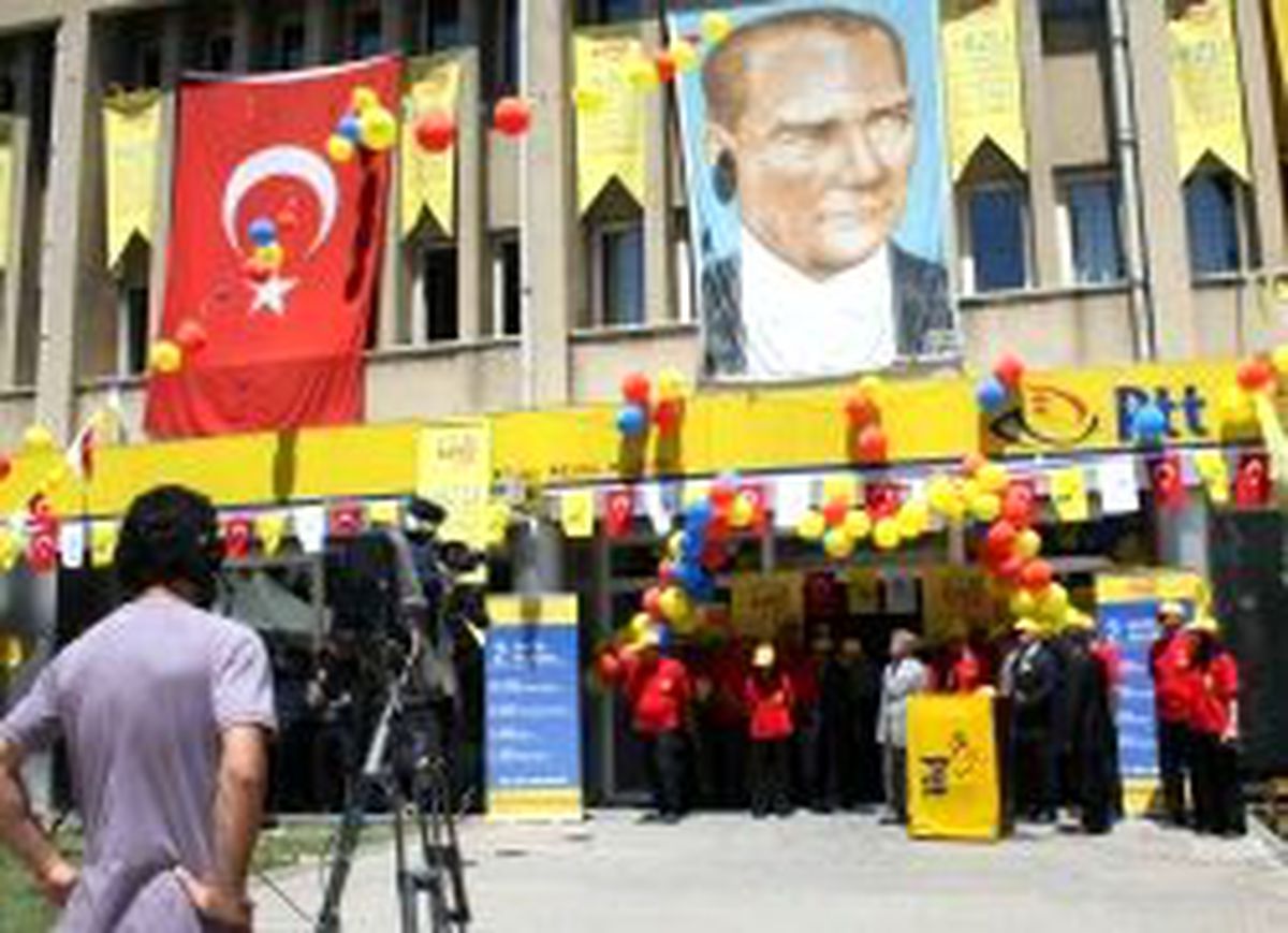Gaziantep'te Türkiye'nin 82 İli ile Birlikte Aynı Anda PTT Kargo Hizmetine Başladı