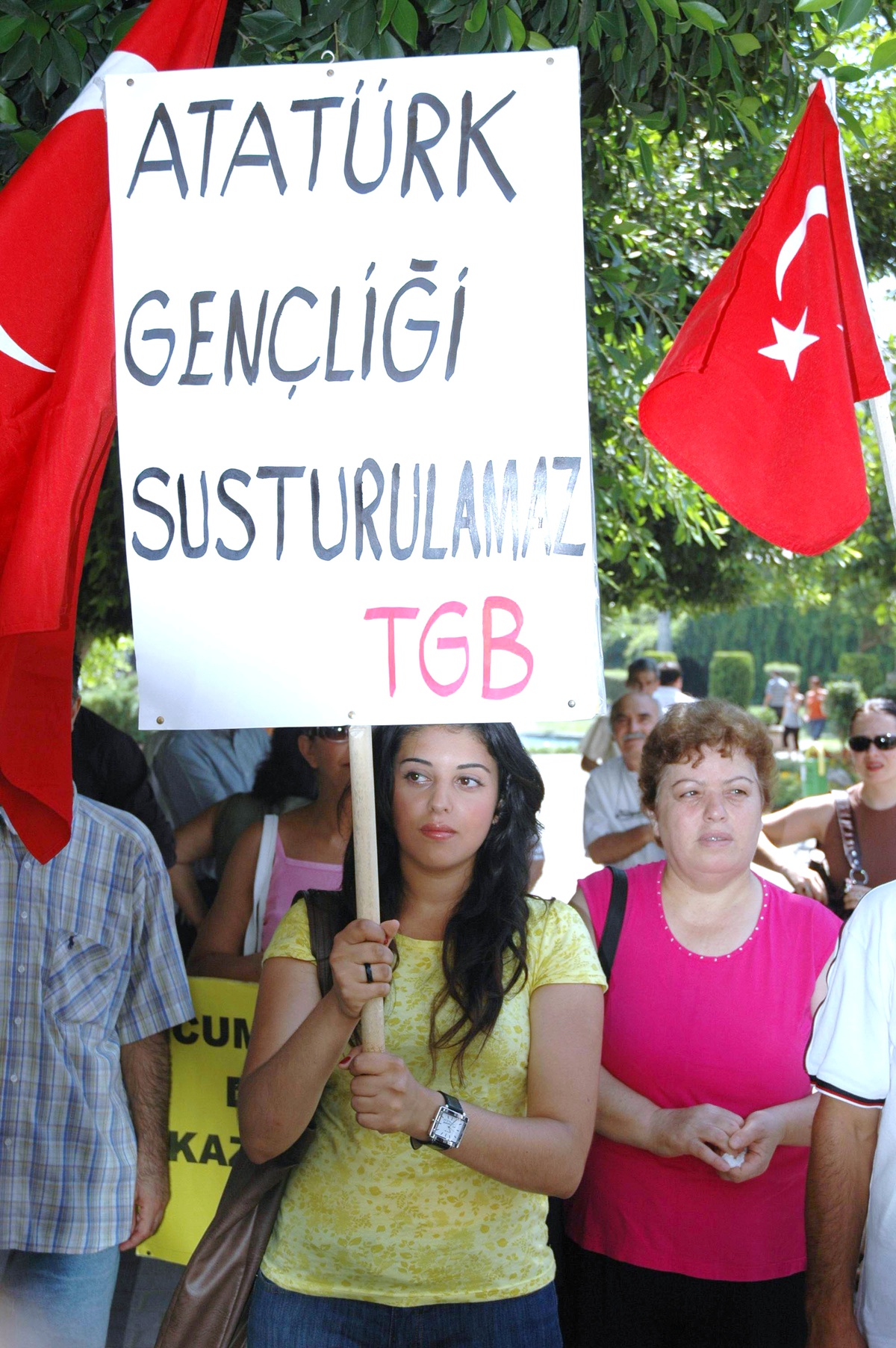 İşçi Partisi'nden 'Ergenekon' Protestosu
