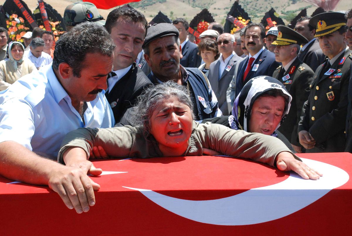 Şehit Komando Er Son Yolculuğuna Uğurlandı