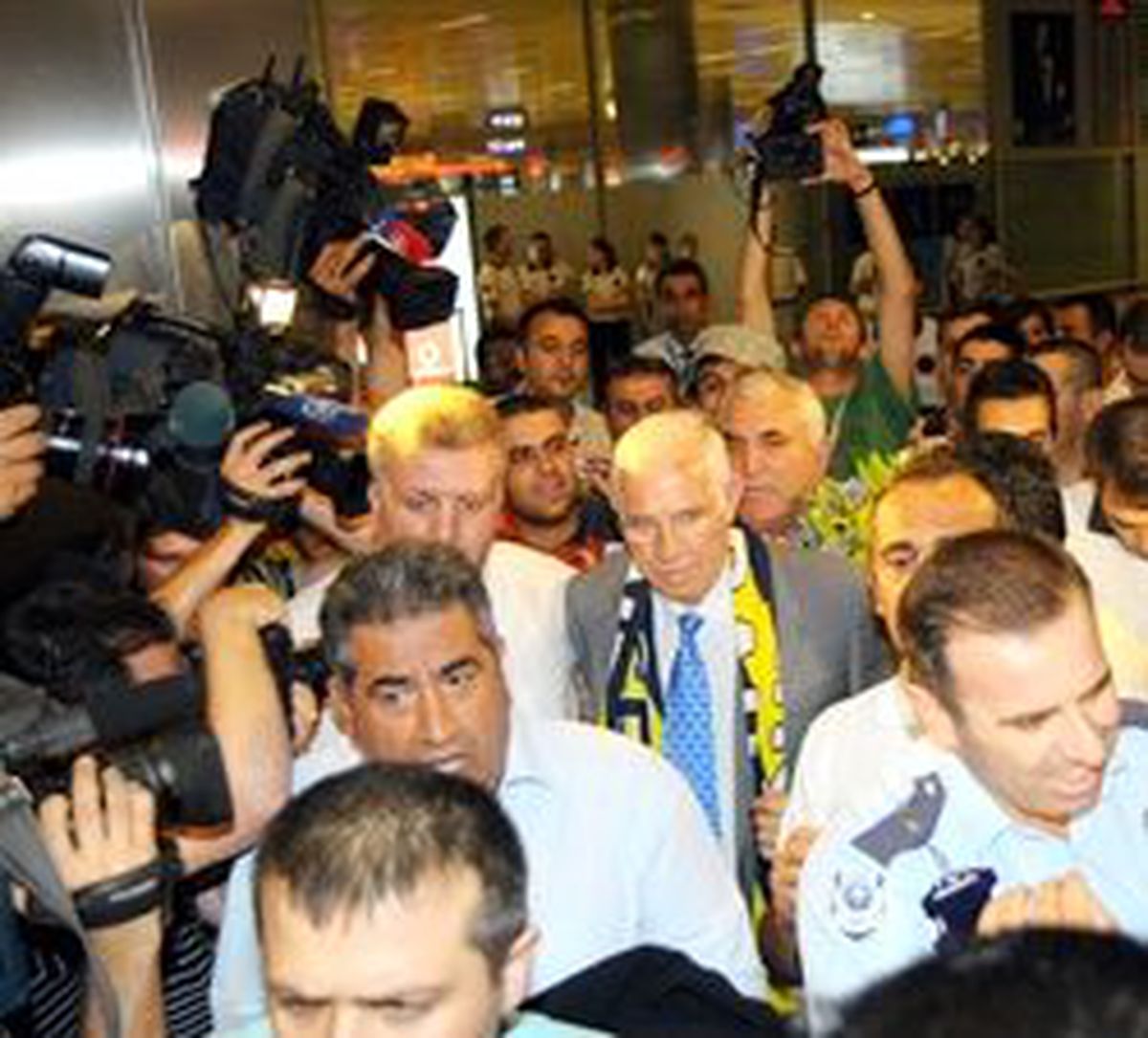 Fenerbahçe'nin Yeni Teknik Direktörü Geldi