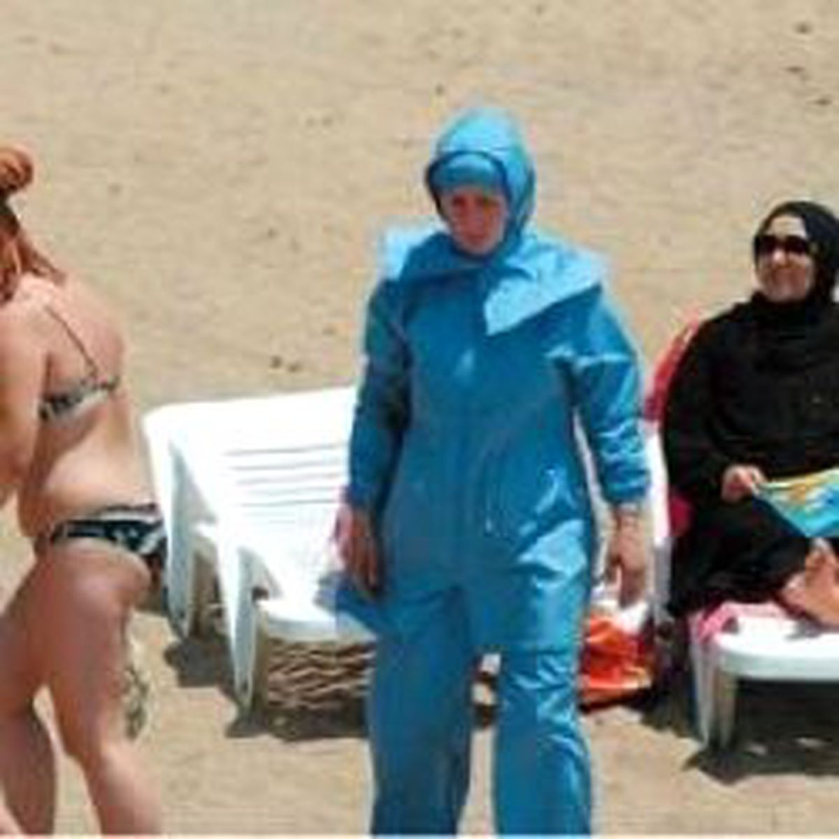'Türk Kadınları Kapanıyor'
