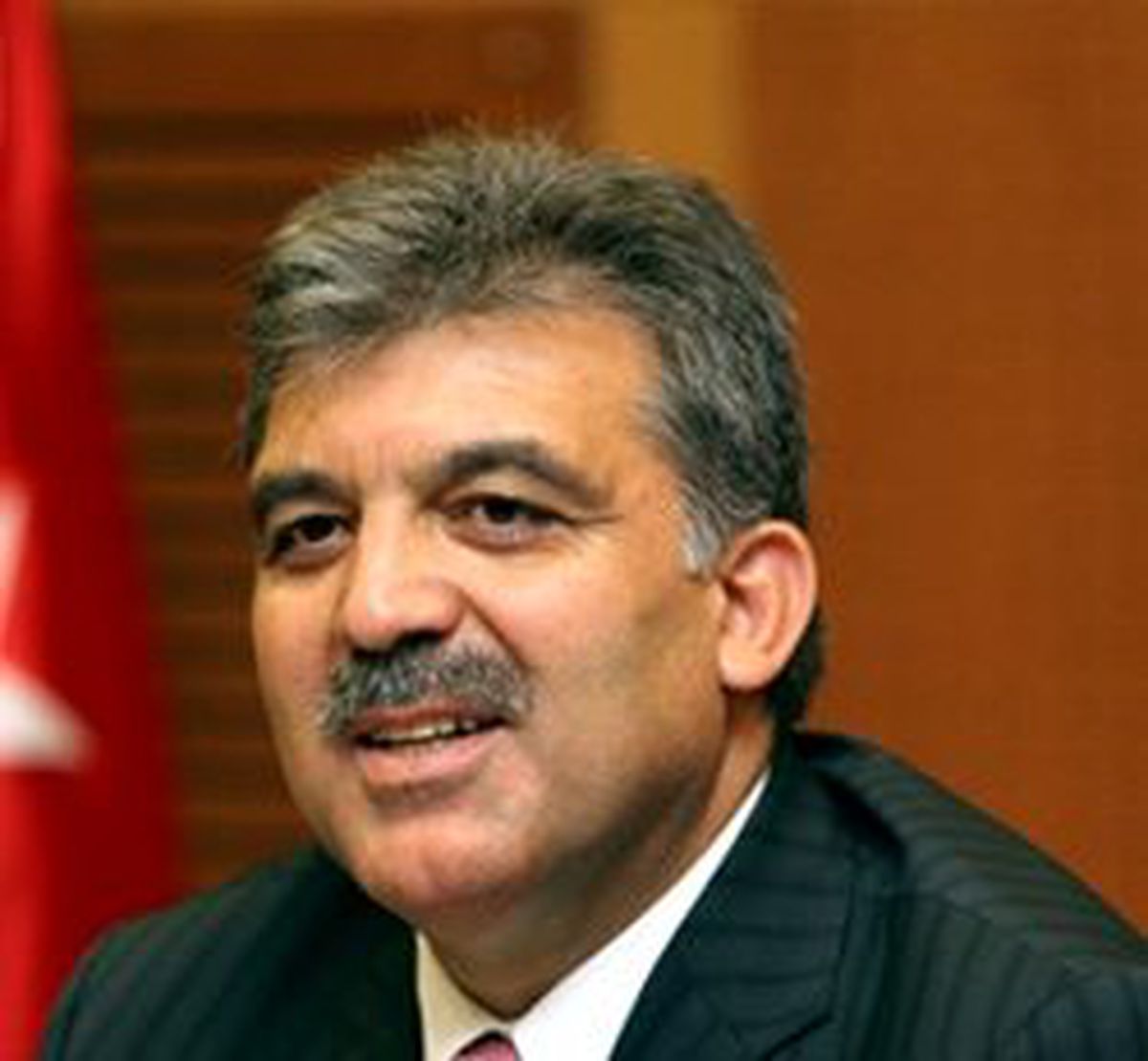 Gül: Türkiye'de Demokrasi İşliyor