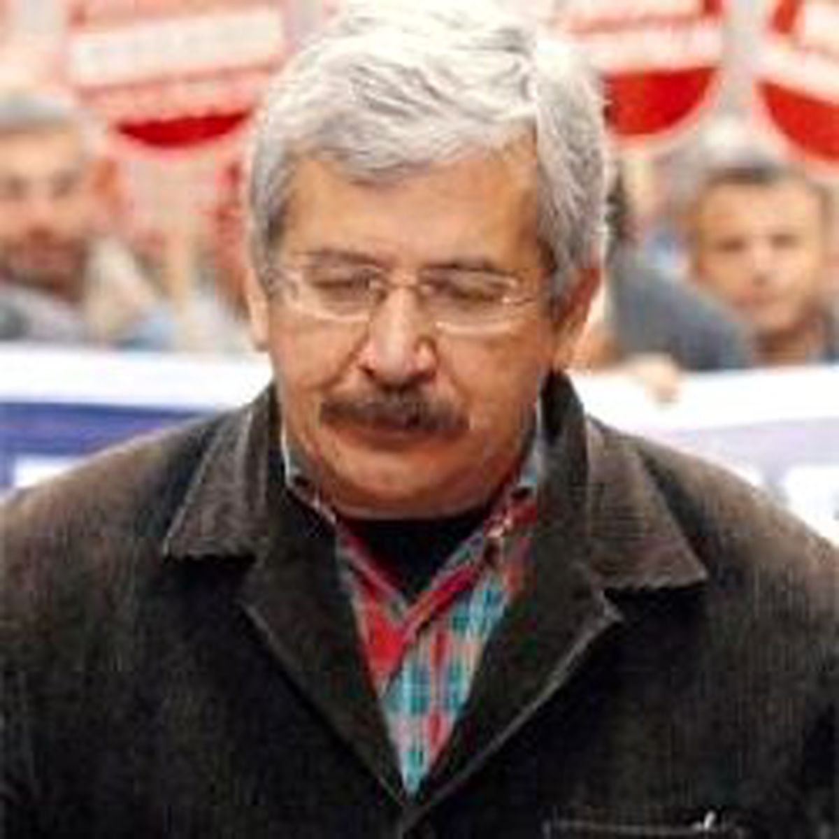 'Darbe Girişimleri Araştırılsın'