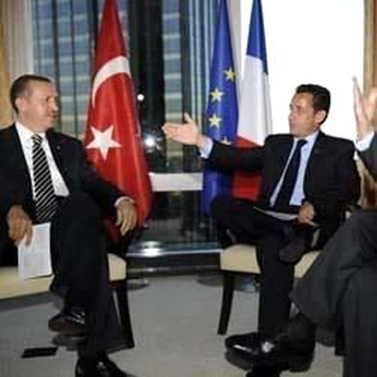 'Karşıtlık Olumsuz Sonuçlar Doğurabilir'