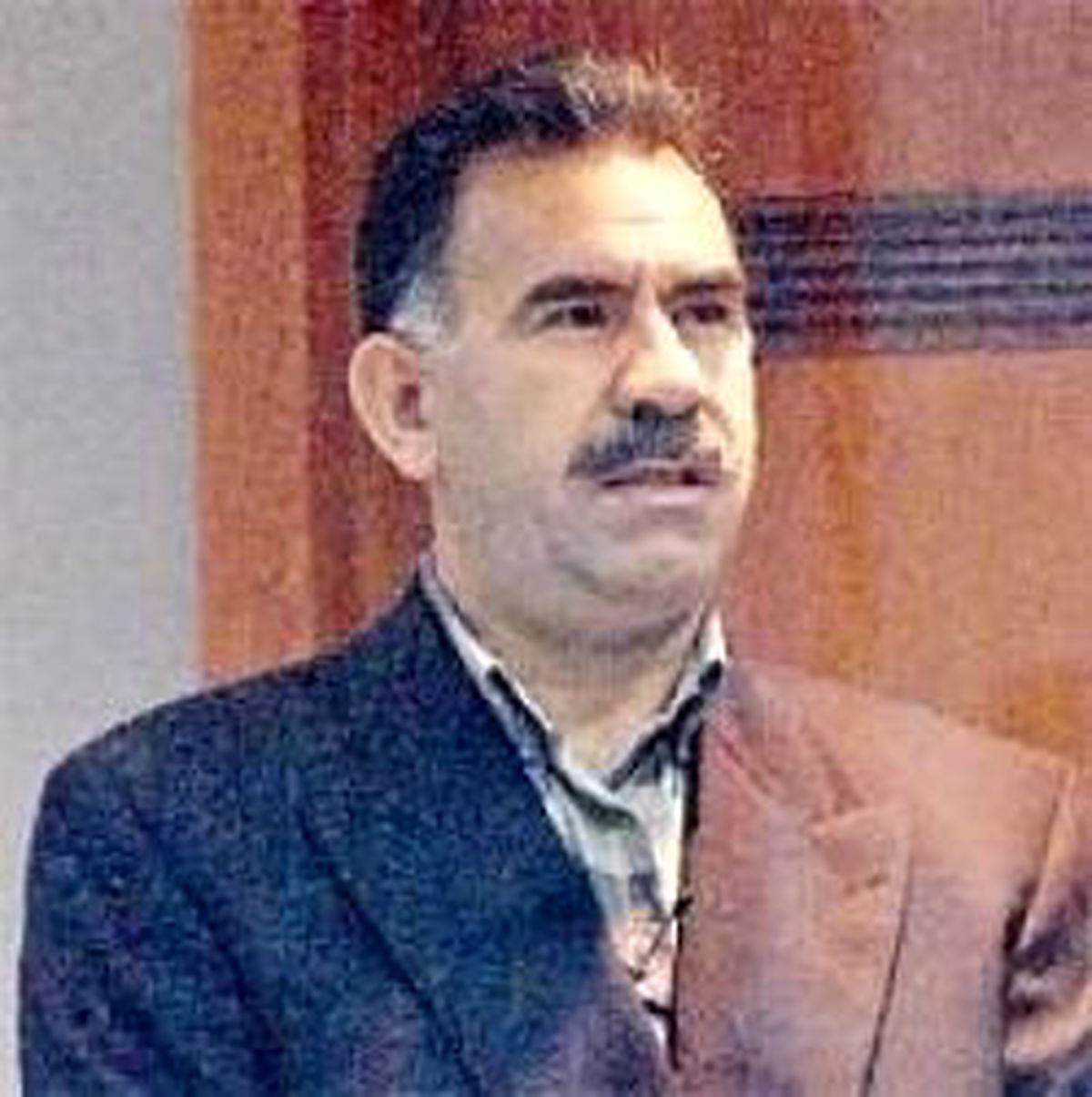 'Öcalan Kendi İsteği ile Traş Edildi'