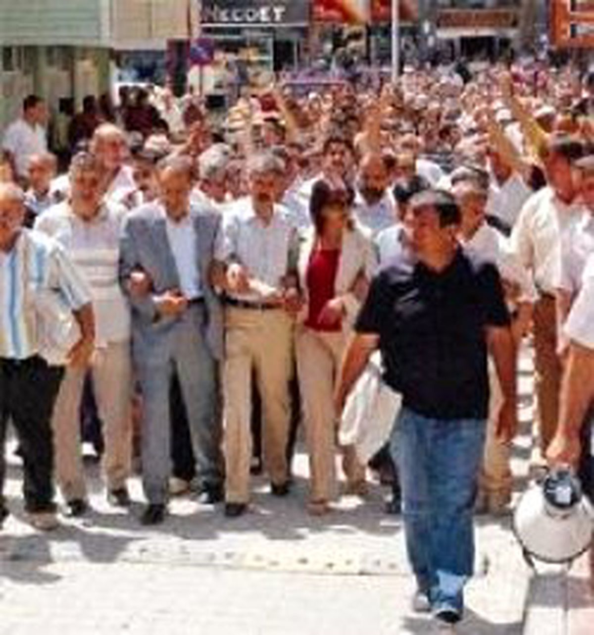 15 Bin 'Sayın Öcalan' Dilekçesi